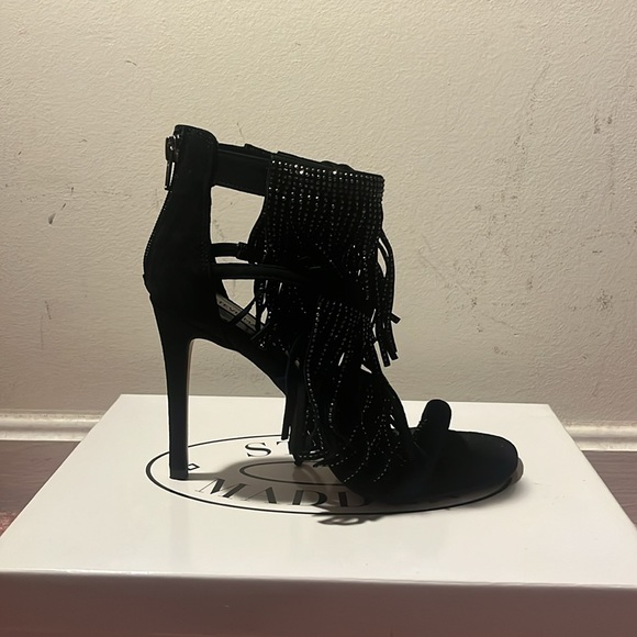 Steve Madden Fringly Black Suede Fringe Strappy Size 8.5 Never worn. - Picture 2 of 7